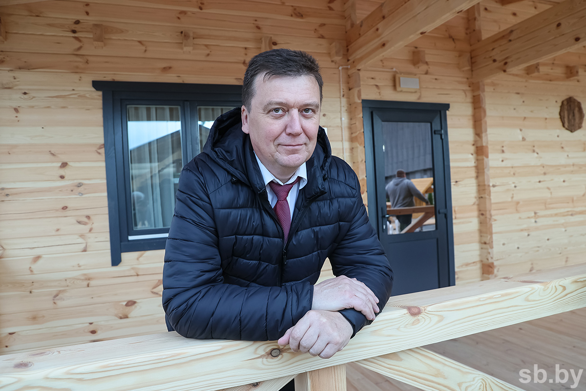 «А зимой жить можно?» Эксперт ответил на самые популярные вопросы о готовых домокомплектах от лесхозов